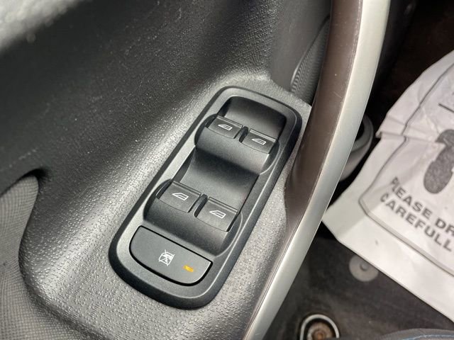 Used 2013 Ford Fiesta SE image 20