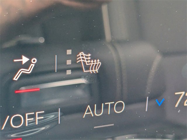 New 2026 GMC Yukon XL Elevation image 25