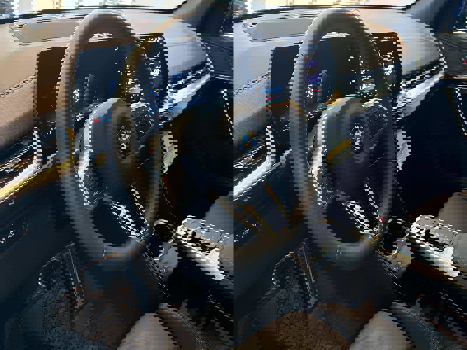 New 2026 BMW X2 xDrive28i w/ Technology Package image 2