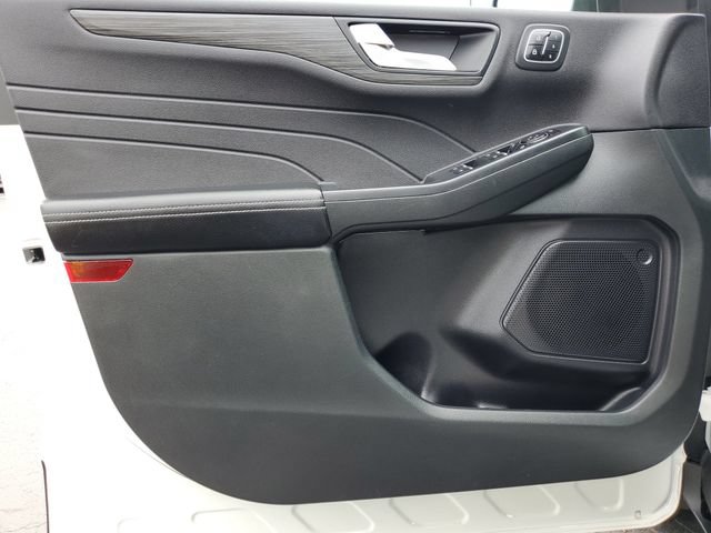 Certified 2023 Ford Escape Platinum AWD/4WD image 27