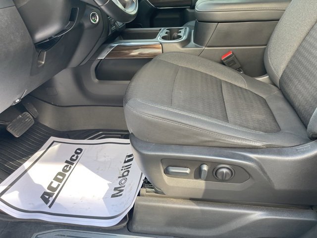 Certified 2023 Chevrolet Silverado 3500 LT w/ Convenience Package image 4