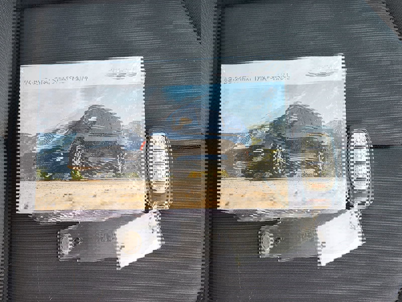 Used 2023 Chrysler Voyager LX image 41