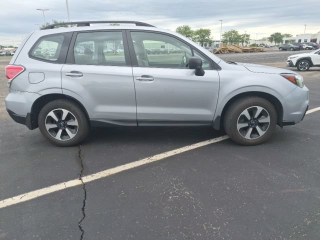 Used 2017 Subaru Forester 2.5i w/ Alloy Wheel Package AWD/4WD image 4