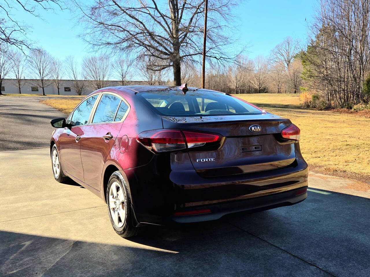 Used 2018 Kia Forte LX image 7