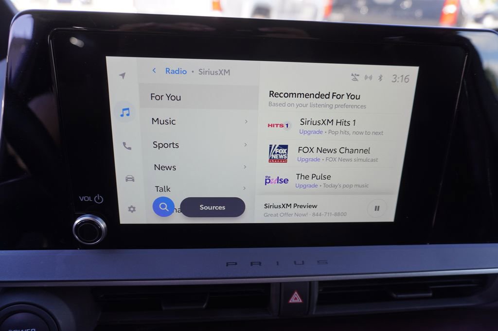 Used 2023 Toyota Prius Prime SE image 17