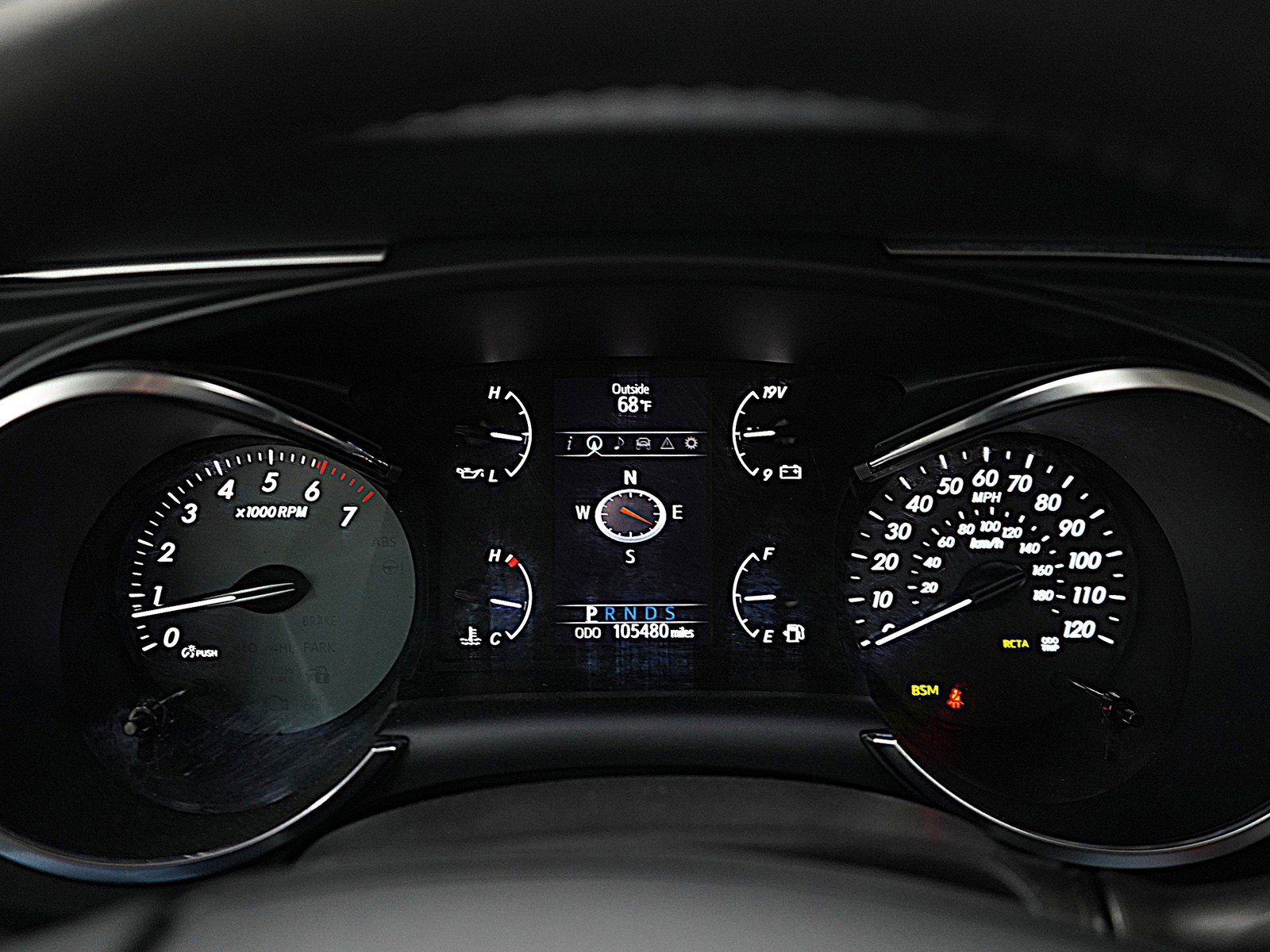 Used 2019 Toyota Sequoia SR5 image 28