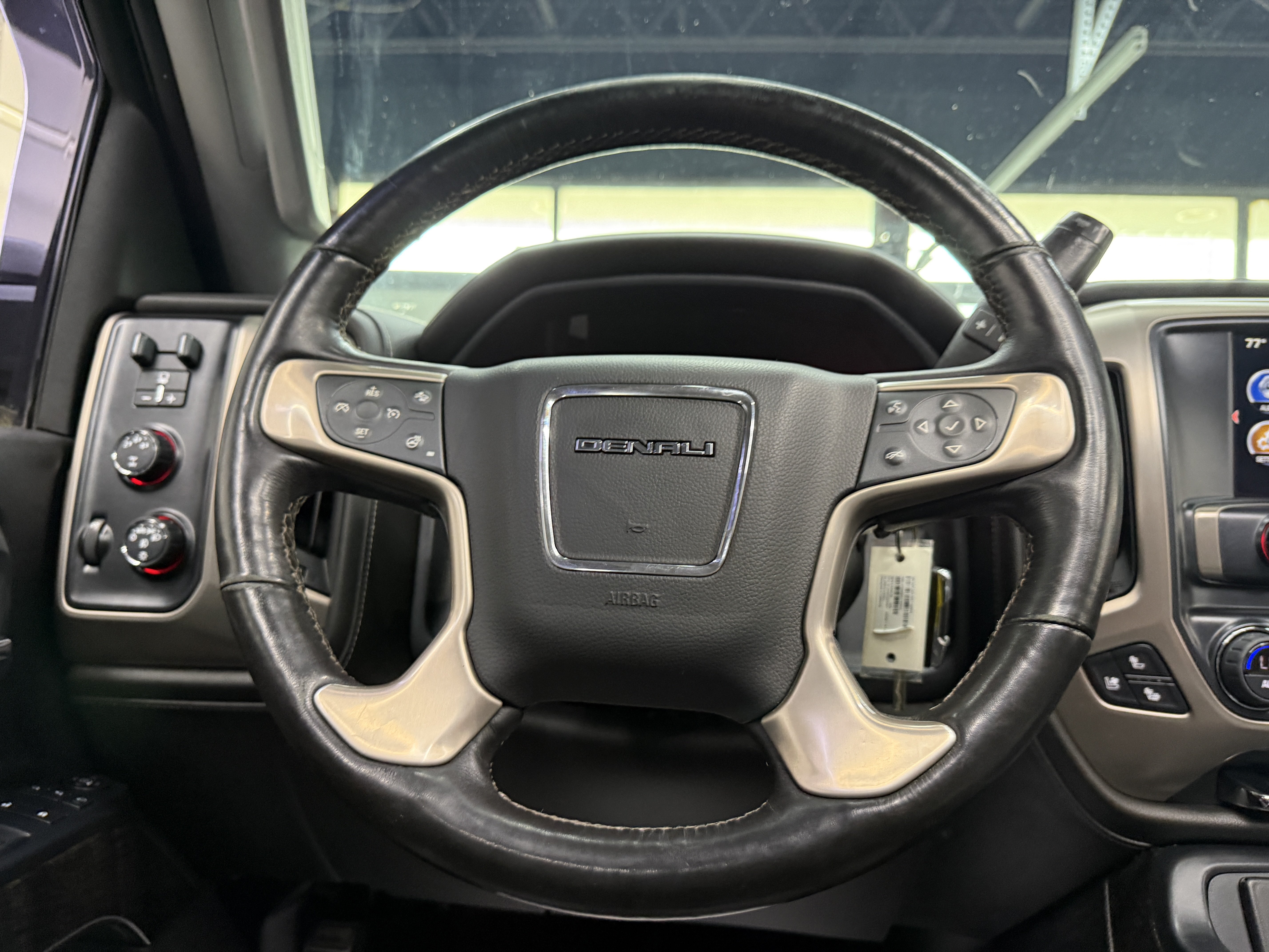 Used 2016 GMC Sierra 2500 Denali w/ Duramax Plus Package AWD/4WD image 14