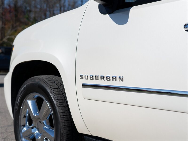 Used 2013 Chevrolet Suburban LTZ AWD/4WD image 12