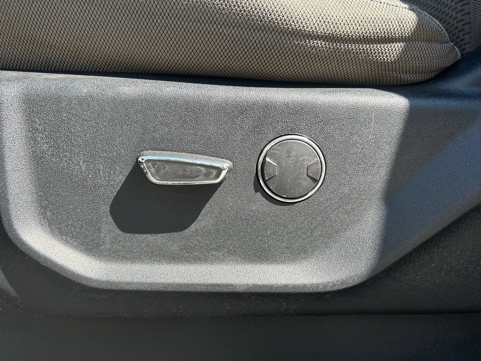 Used 2018 Ford F150 XLT AWD/4WD image 12