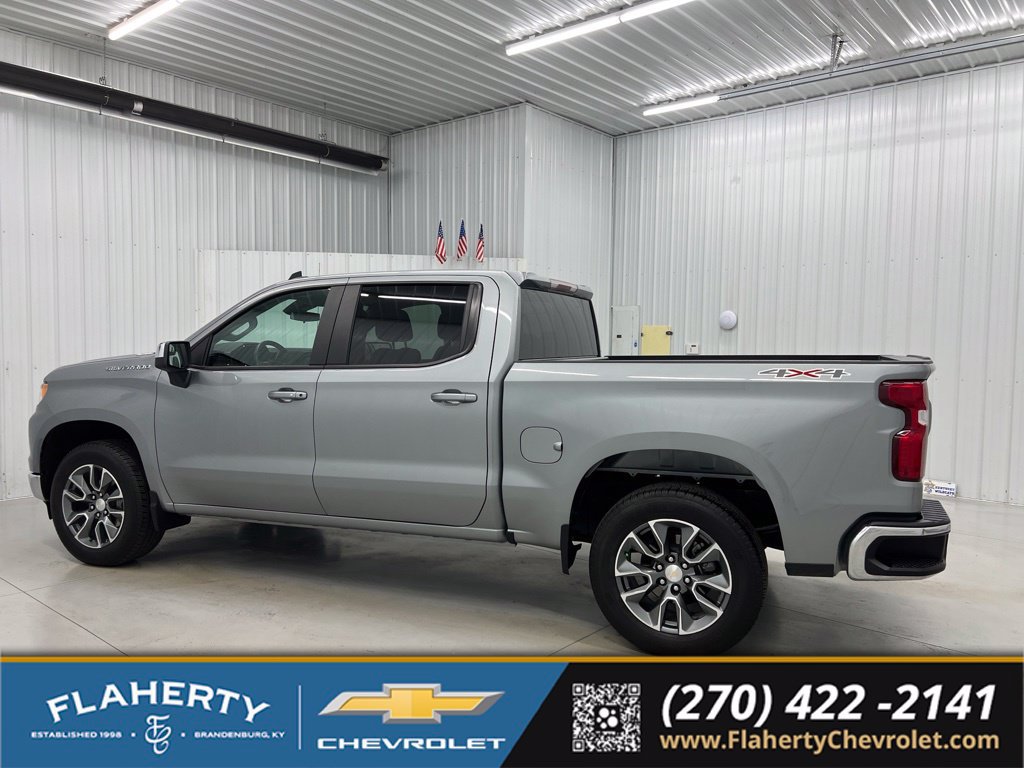 Used 2025 Chevrolet Silverado 1500 LT AWD/4WD image 5
