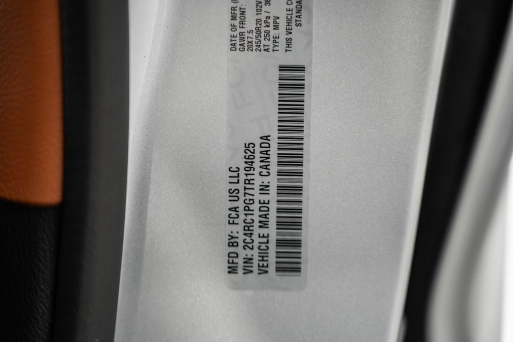 New 2026 Chrysler Pacifica Pinnacle FWD image 36
