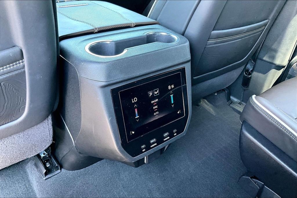 Used 2025 GMC Yukon XL Denali Ultimate w/ LPO, Floor Liner Package AWD/4WD image 29