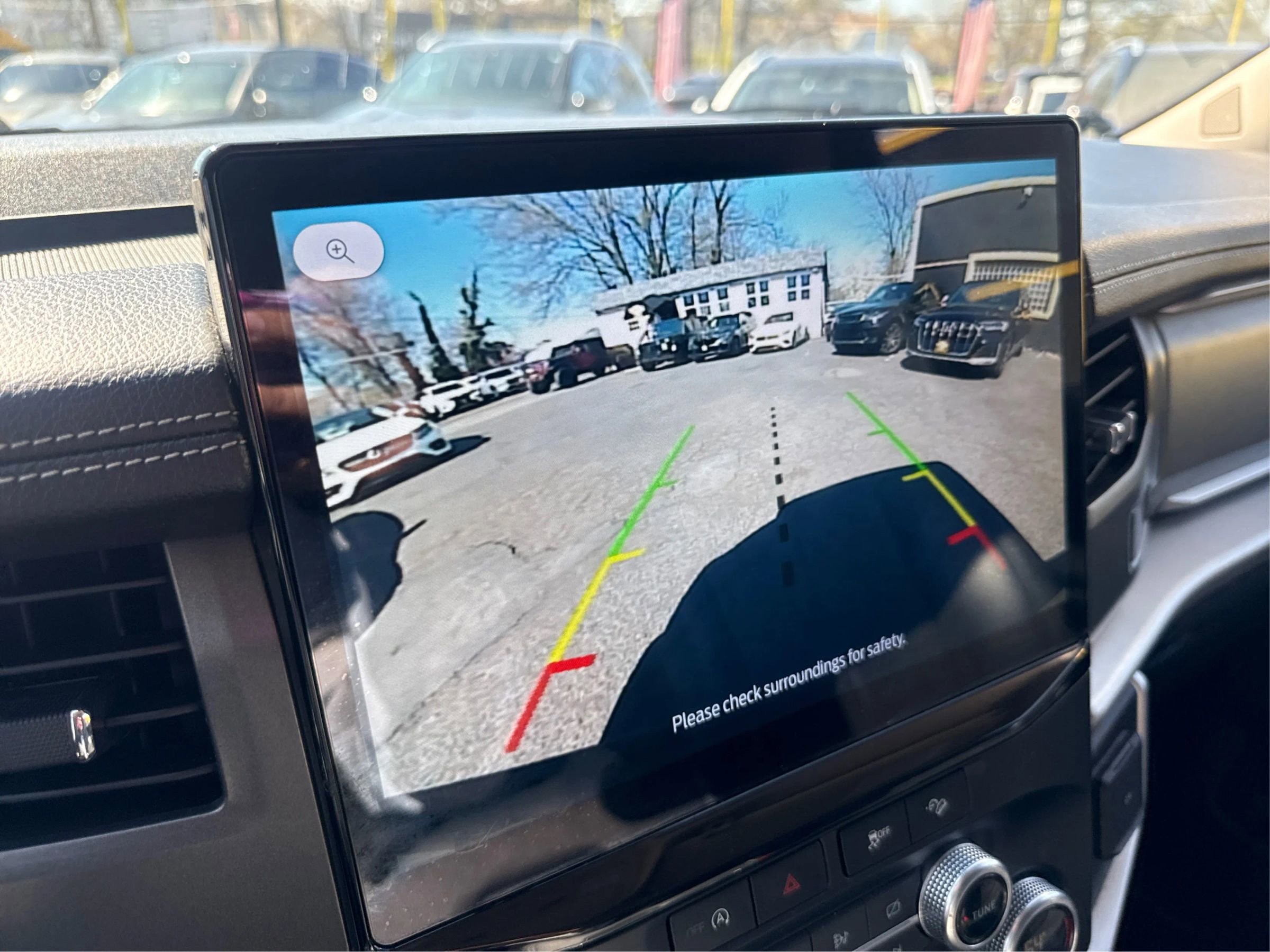 Used 2024 Ford Expedition Max XLT AWD/4WD image 32