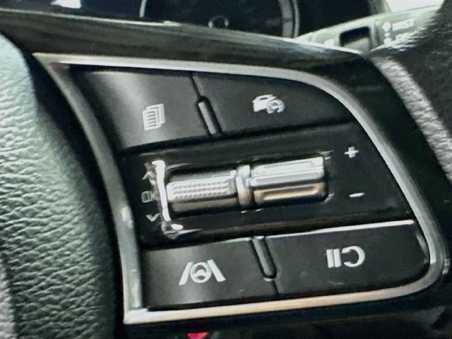 Certified 2024 Kia Forte LXS FWD image 17