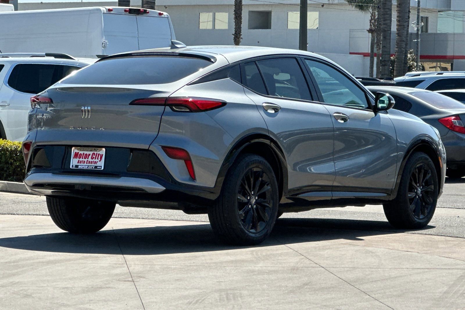 Certified 2025 Buick Envista Sport Touring image 4