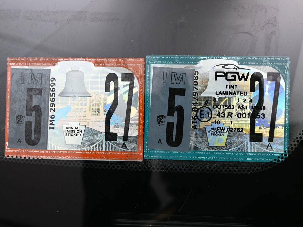 Used 2017 Lexus LS 460 AWD image 9