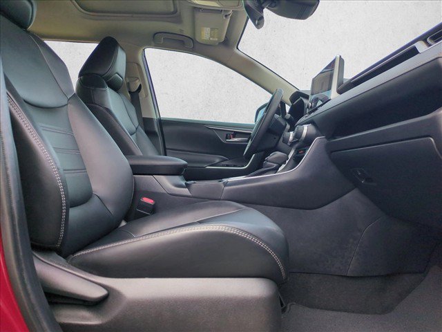 Used 2024 Toyota RAV4 XLE Premium FWD image 20