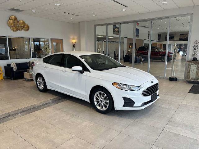 Certified 2019 Ford Fusion SE FWD image 1