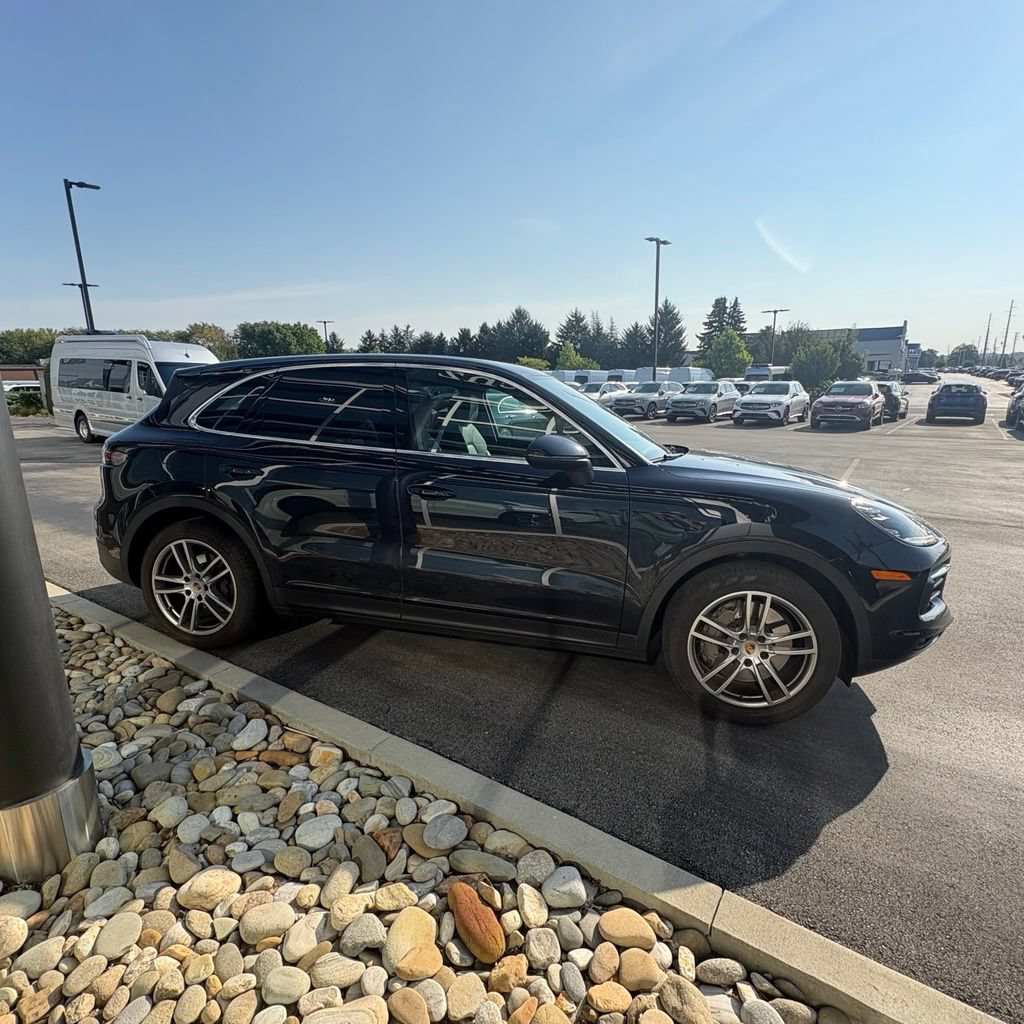 Used 2021 Porsche Cayenne S AWD/4WD image 5