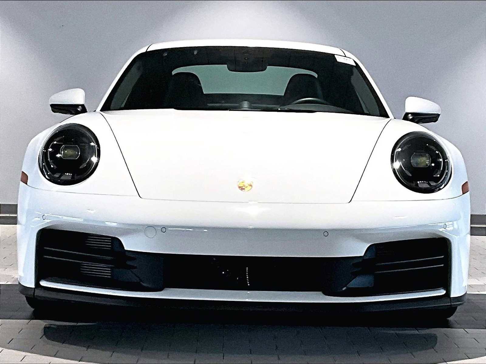 Used 2025 Porsche 911 Carrera image 13