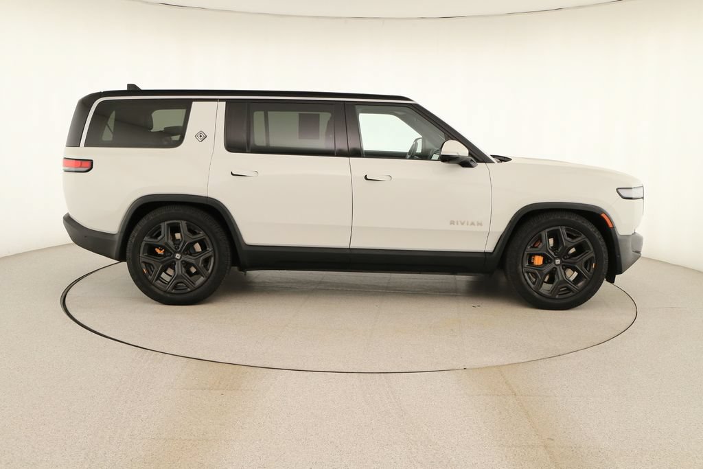 Used 2024 Rivian R1S Adventure AWD/4WD image 8