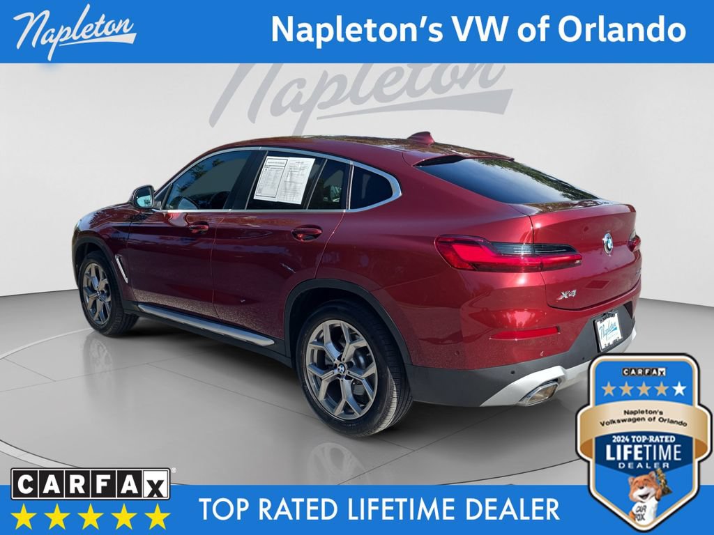 Used 2025 BMW X4 xDrive30i AWD/4WD image 3