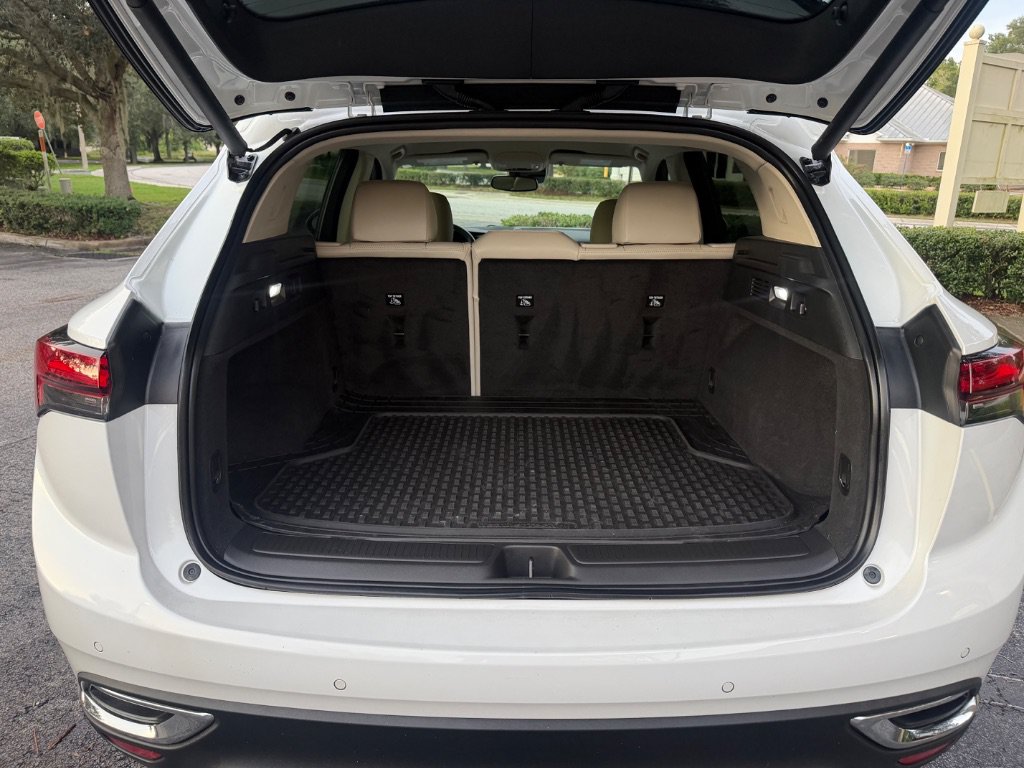 Used 2023 Buick Envision Essence AWD/4WD image 19