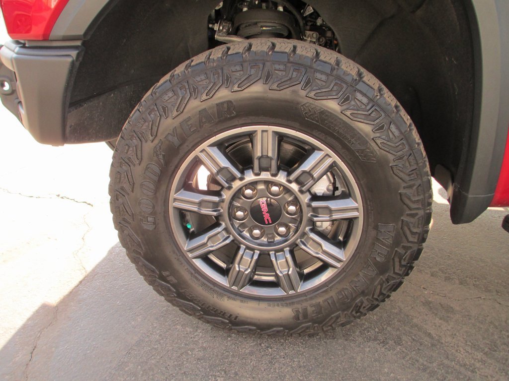 Certified 2025 GMC Sierra 1500 AT4X image 14