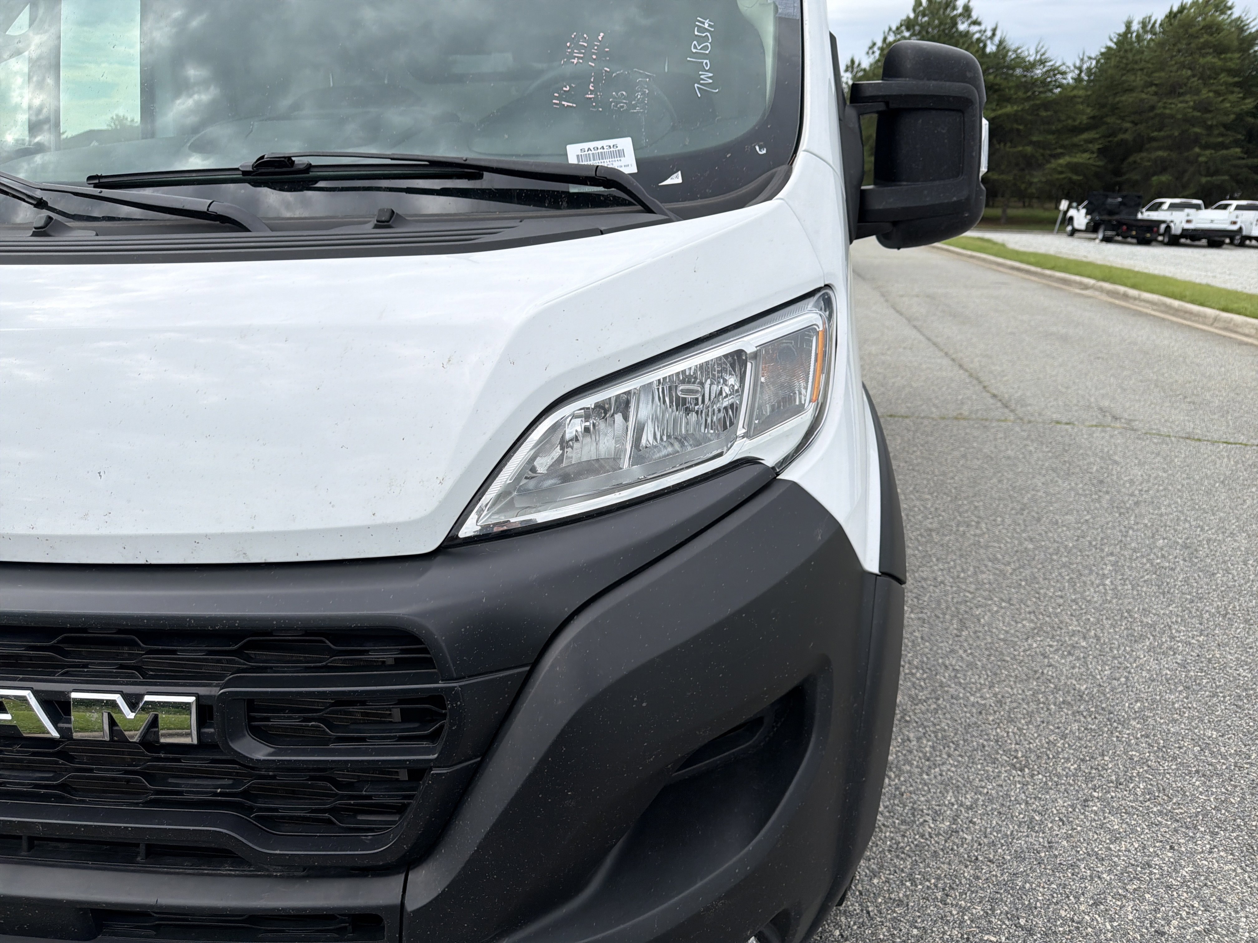 Used 2024 RAM ProMaster 2500 w/ Convenience Group FWD image 6