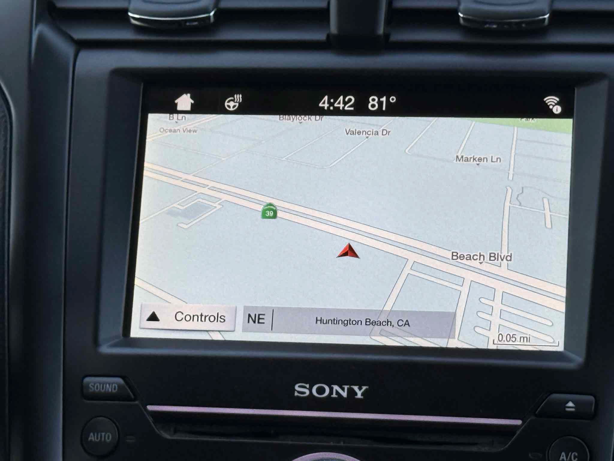 Used 2019 Ford Fusion Energi Titanium FWD image 77