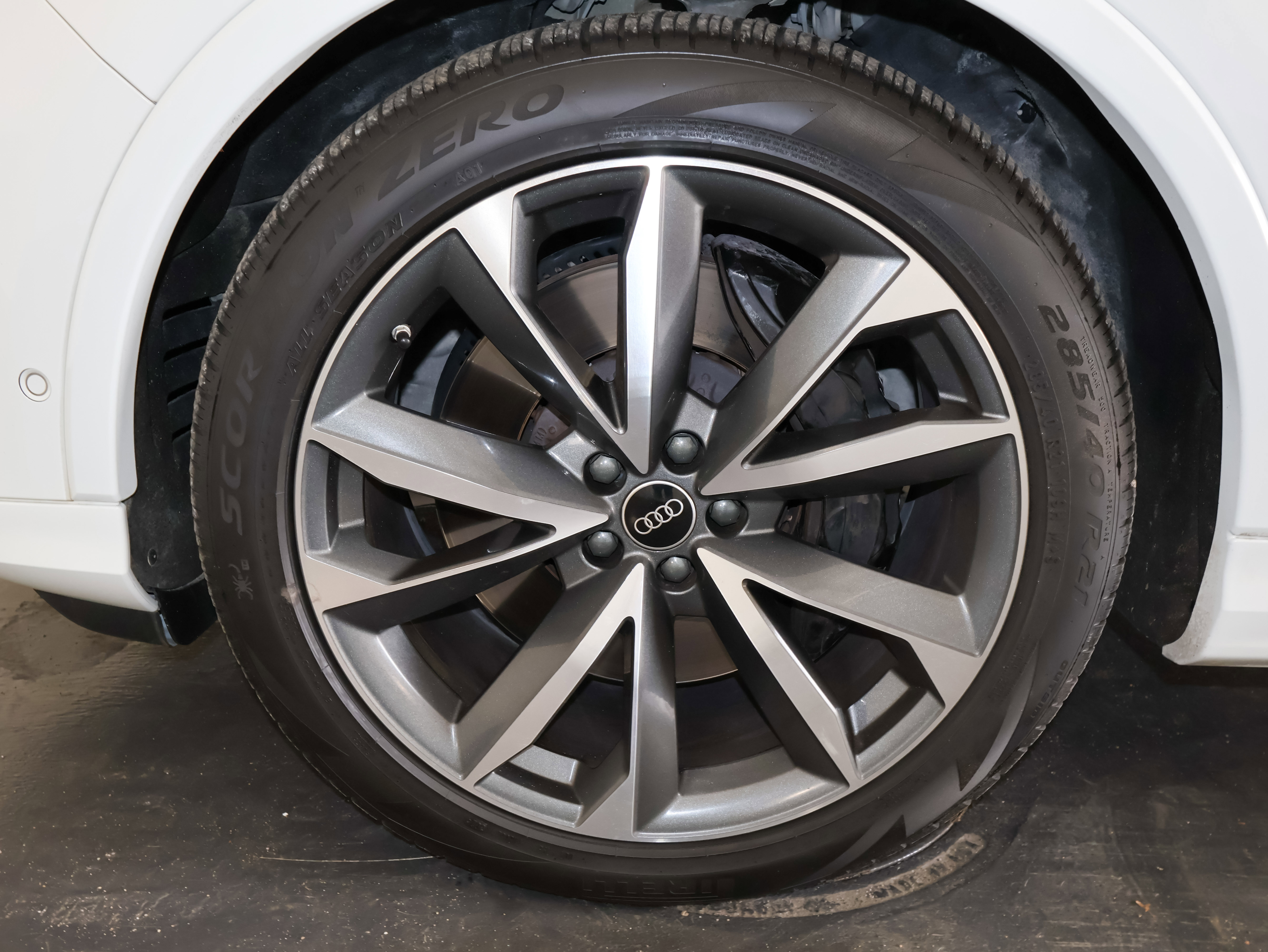 Used 2022 Audi SQ7 Premium Plus AWD/4WD image 43