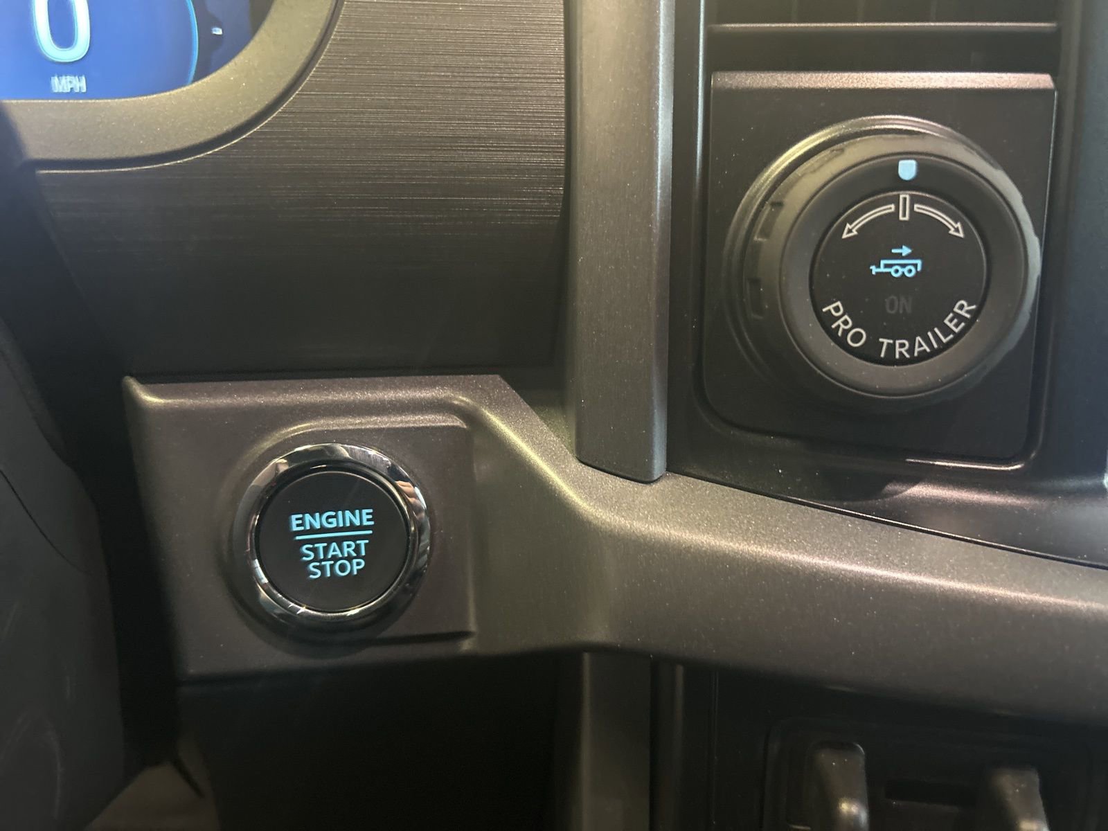 New 2025 Ford F150 XLT w/ Equipment Group 303A High image 29