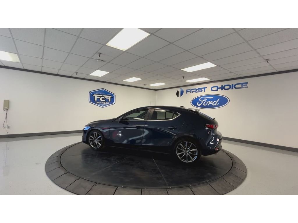 Used 2019 MAZDA MAZDA3 Hatchback w/ Preferred Package image 7