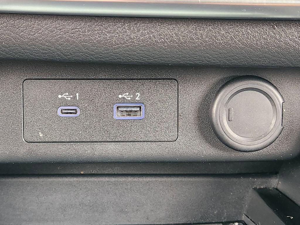 Used 2023 Nissan Rogue SV w/ SV Premium B Package image 21