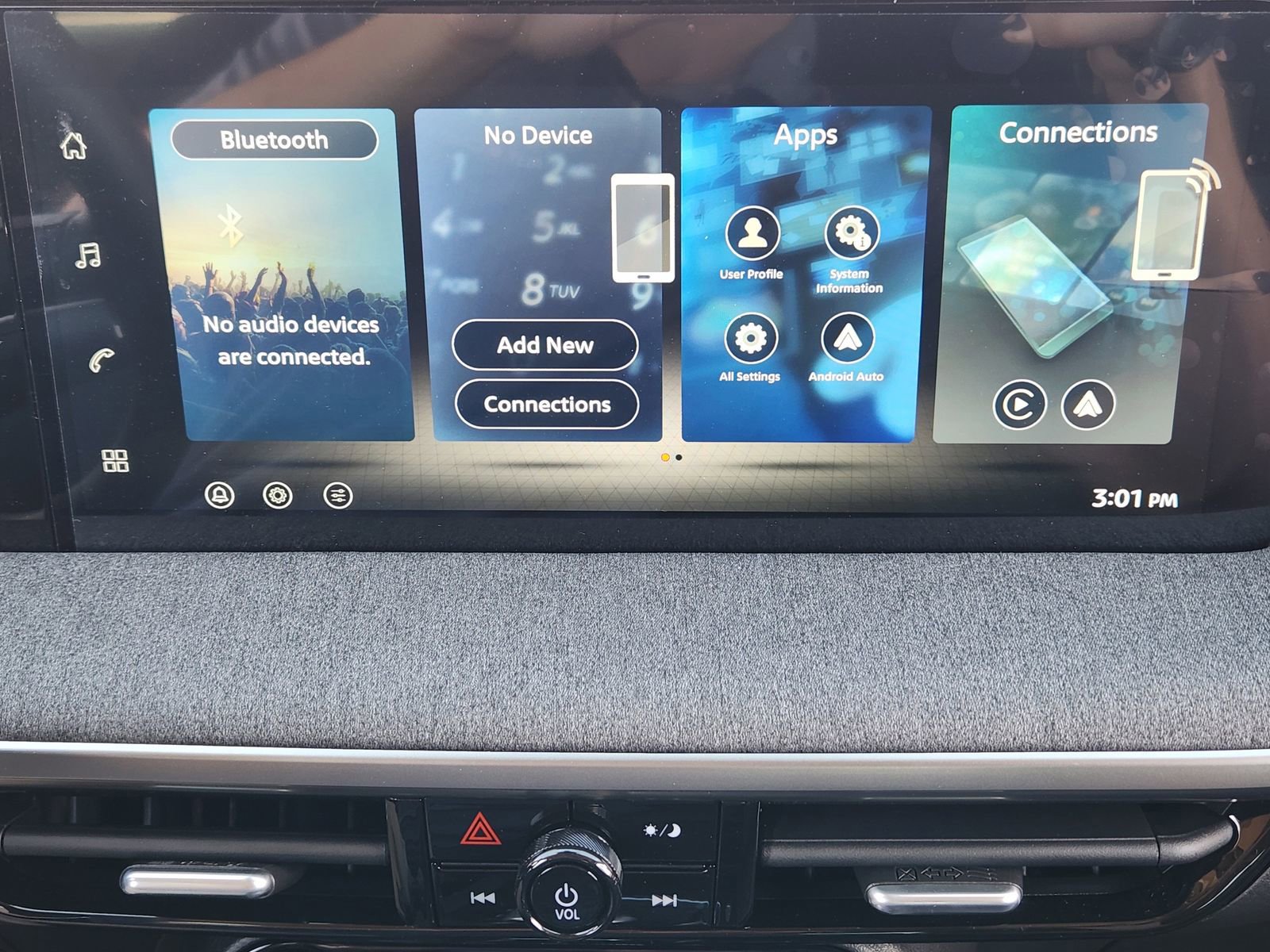 New 2026 Nissan Kicks SV w/ SV Premium Package image 16