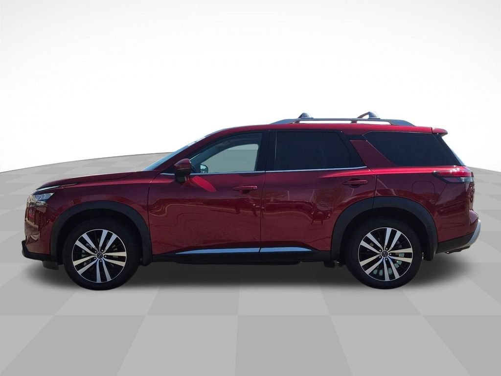 Used 2025 Nissan Pathfinder Platinum w/ Cargo Package FWD image 6