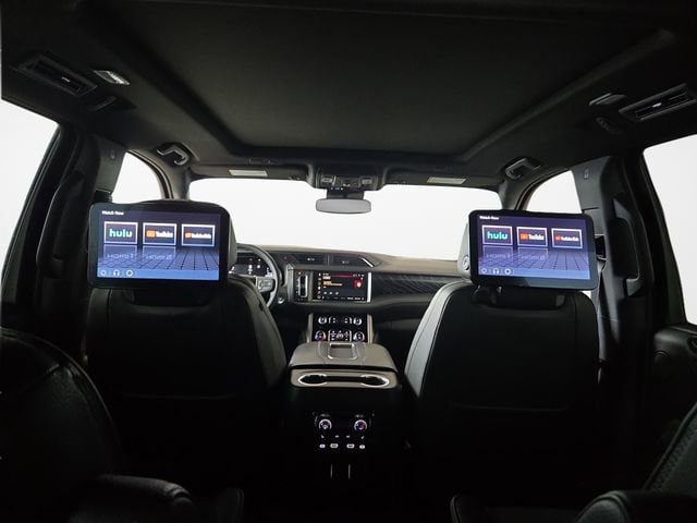 Used 2023 GMC Yukon XL Denali w/ Max Trailering Package AWD/4WD image 12