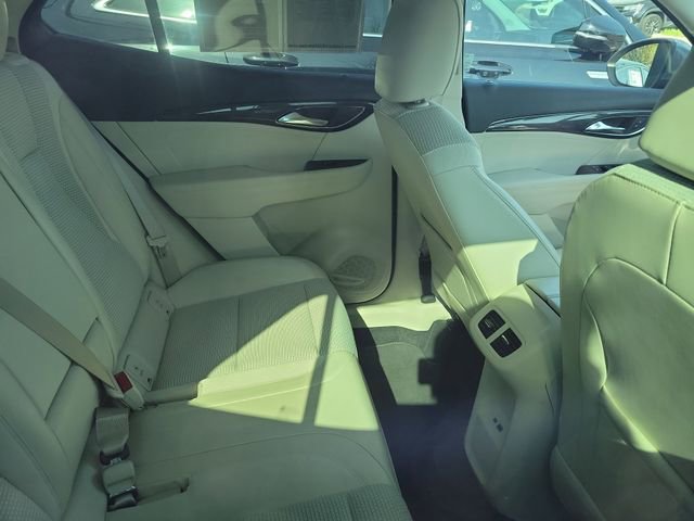 Used 2022 Buick Envision Preferred image 9