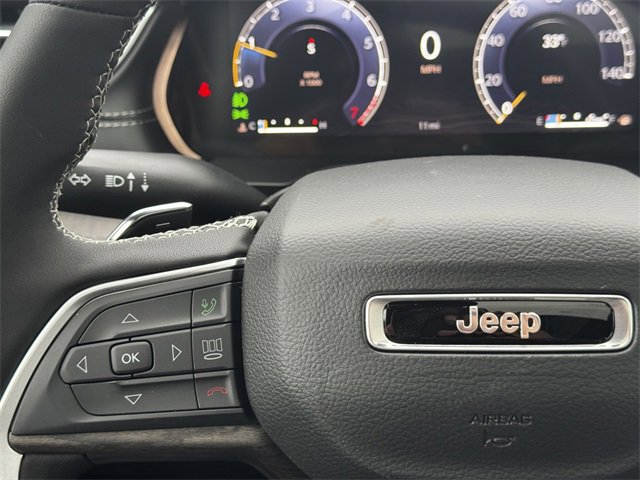 New 2025 Jeep Grand Cherokee L Limited w/ Luxury Tech Group II image 28
