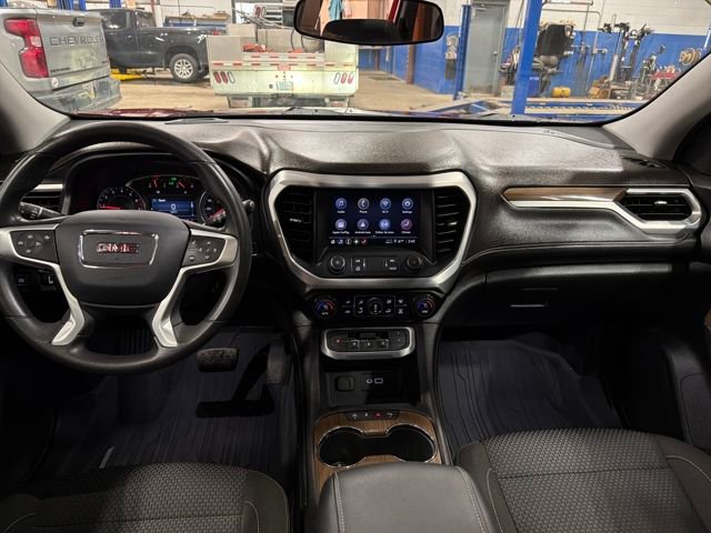 Used 2023 GMC Acadia SLE w/ Driver Convenience Package image 32