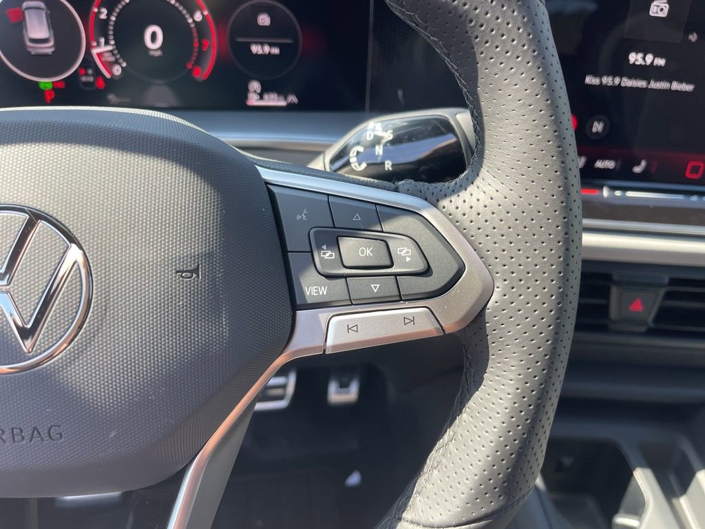New 2026 Volkswagen Tiguan SE R-Line image 15