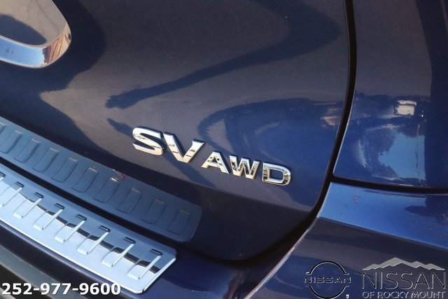 Used 2018 Nissan Rogue SV image 8