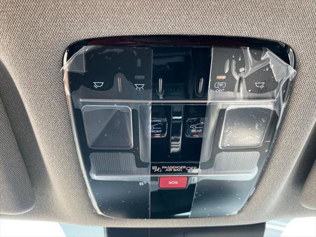 Used 2025 Hyundai Santa Fe Limited image 35