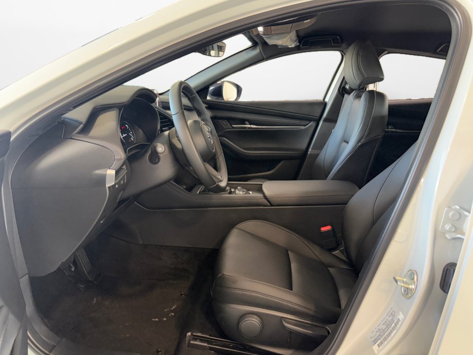 Certified 2026 MAZDA MAZDA3 s Sport FWD image 9