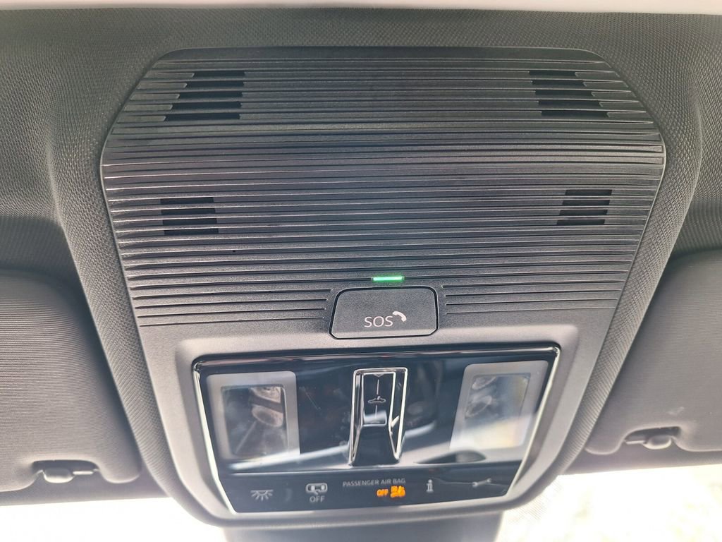 Used 2024 Volkswagen GTI Autobahn image 16