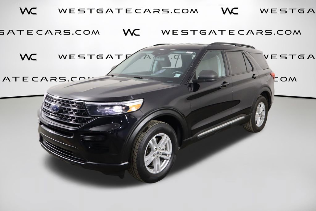 Used 2021 Ford Explorer XLT image 1