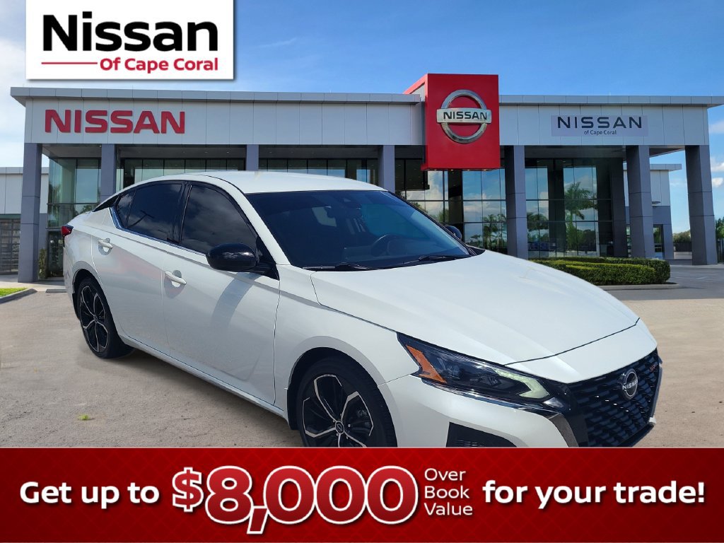 Used 2025 Nissan Altima 2.5 SR FWD image 1