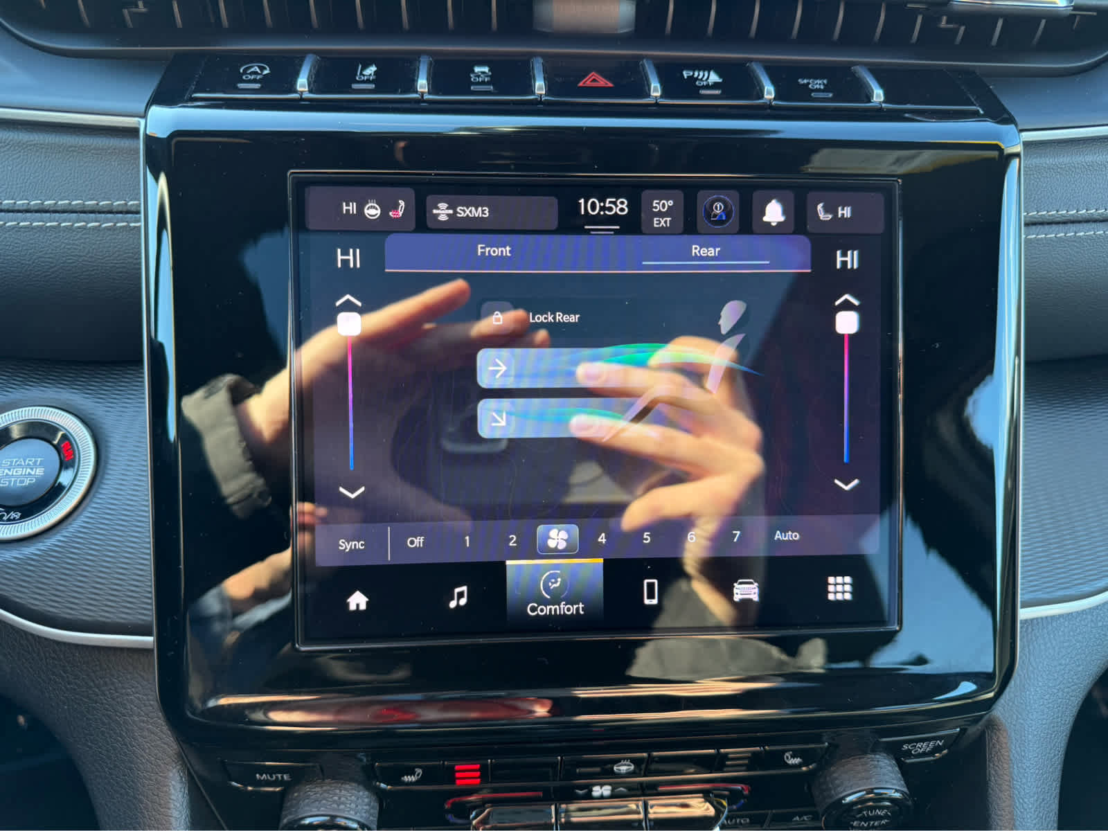 Used 2025 Jeep Grand Cherokee L Laredo w/ Luxury Tech Group I image 21