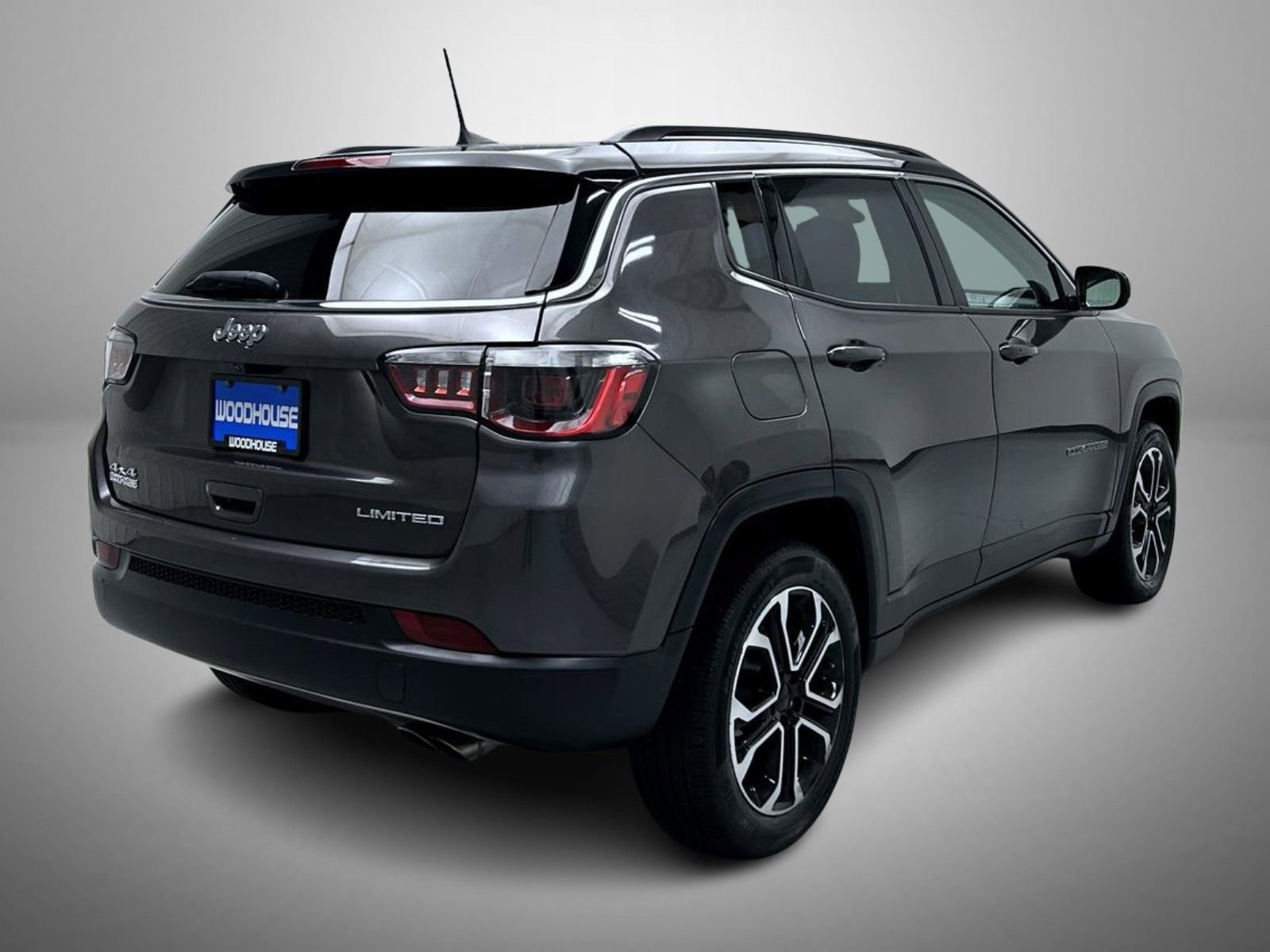 Certified 2022 Jeep Compass Limited image 5