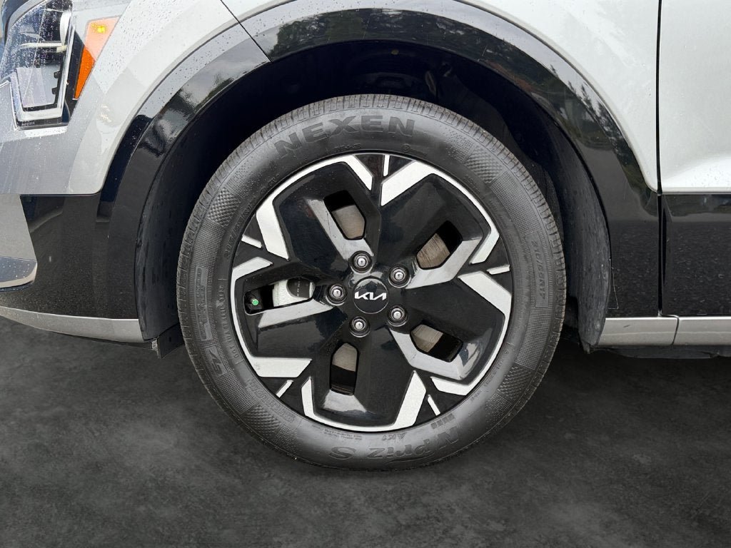 Used 2023 Kia Niro Wind FWD image 5